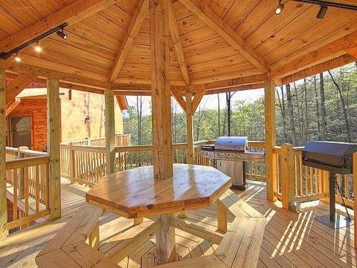 Majestic Springs Lodge Cabin McCookville Esterno foto